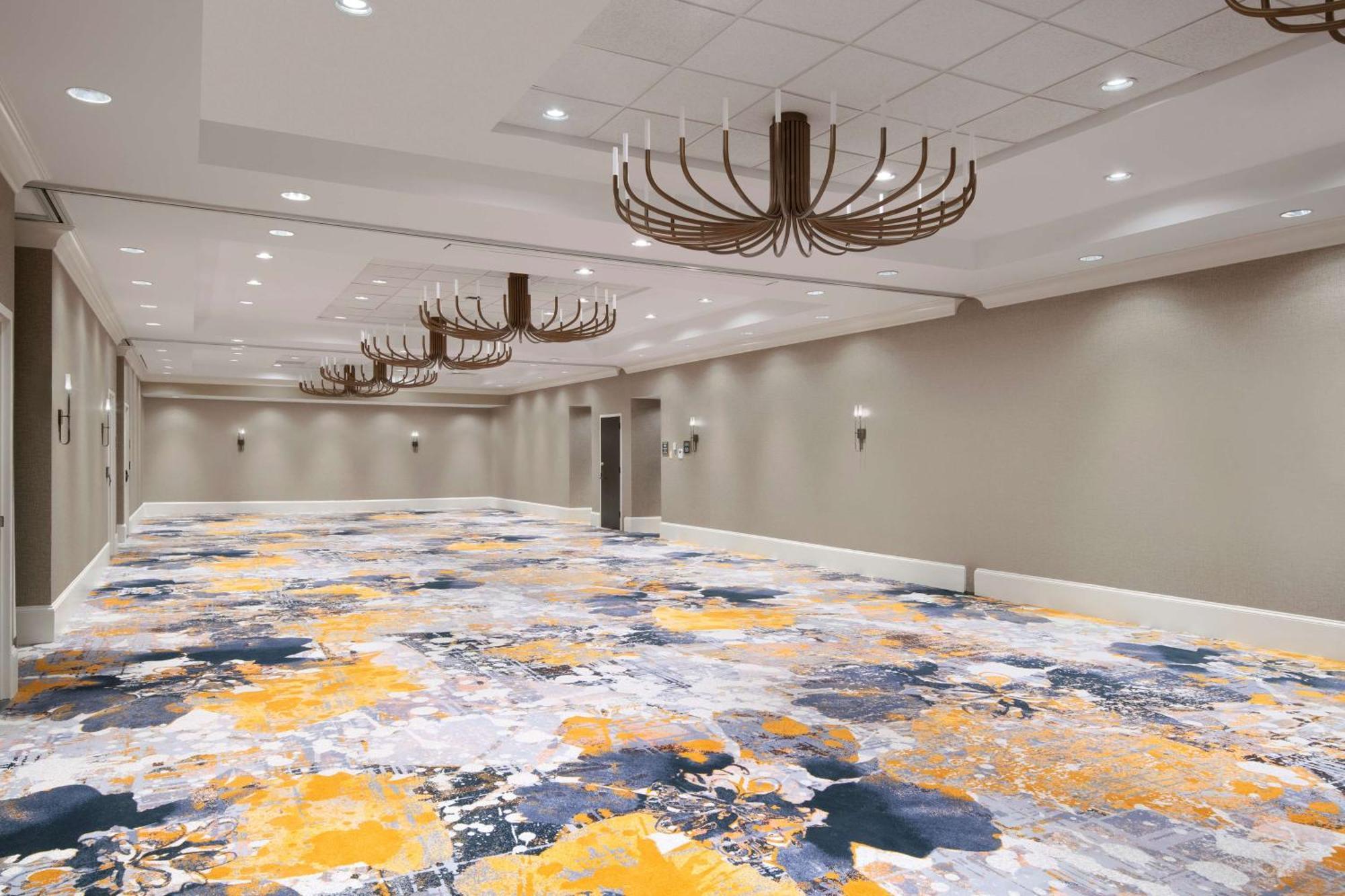 Hotel Embassy By Hilton Buckhead 3*