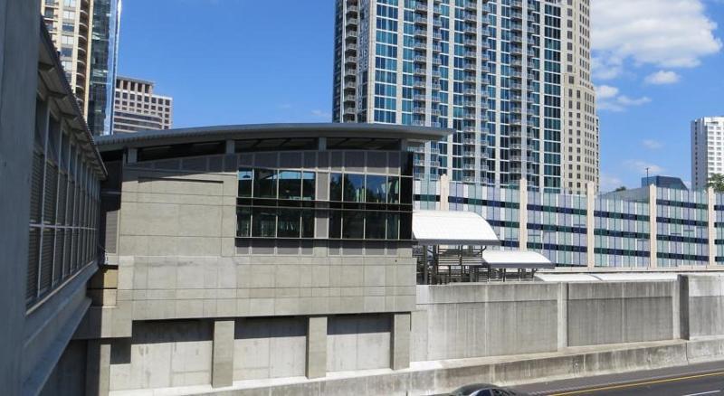 Hotel Embassy By Hilton Buckhead 3*