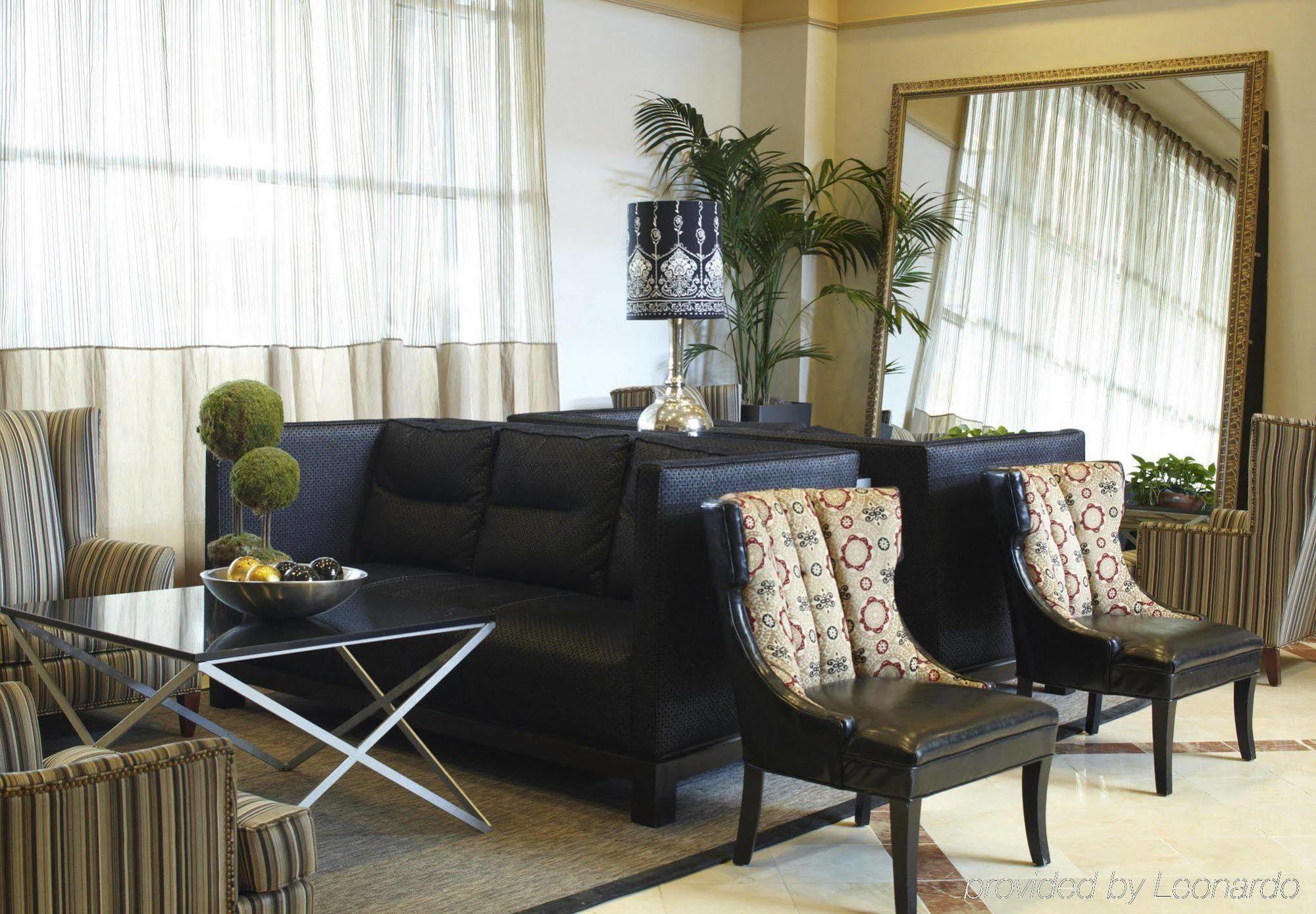 Hotel Embassy By Hilton Buckhead